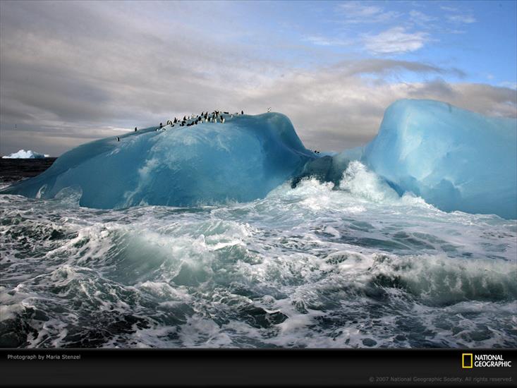 National Geographic - blue-iceberg-1038933-lw.jpg