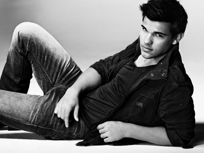 Taylor Lautner - gallery_main-new-moon-entertainment-weekly-photos-11122009-04.jpg