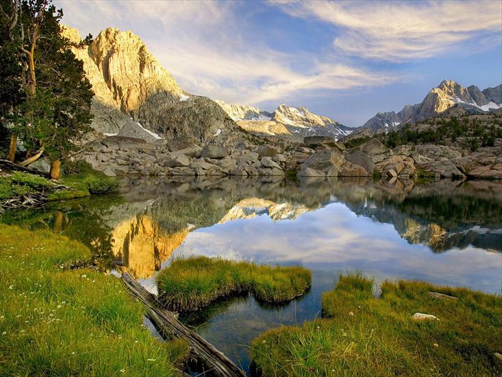 Krajobrazy - Pee Wee Lake, Sierra Nevada Mountains, California.jpg