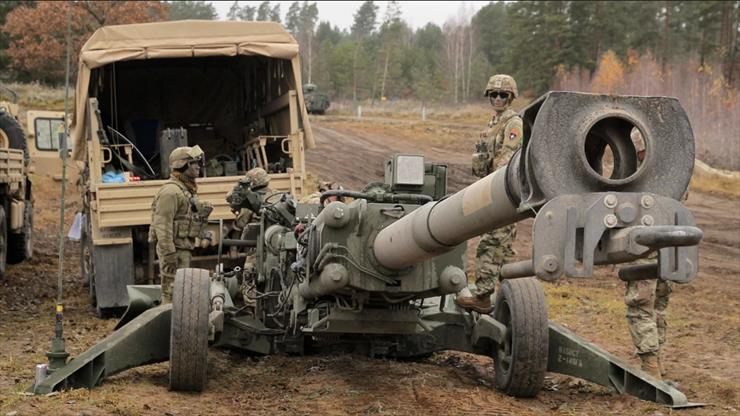 M777 155 mm haubica ultralekka - Haubica M777. Dziesiątki takich dział trafią do Ukrainy.png