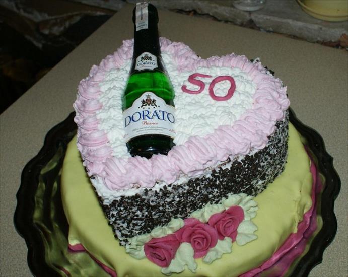 torty urodzinowe - tort-serce-na-50-urodziny.jpg