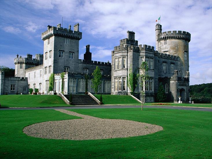 Castles Wallpapers - Dromoland Castle, Ennis, County Clare, Ireland.jpg