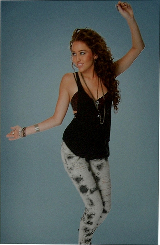 Miley Cyrus - Miley Cyrus48.jpg
