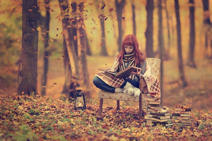 Autumn Woman - Mood.jpg
