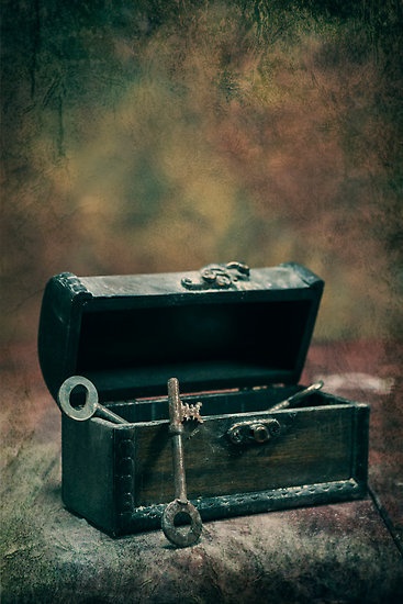 Szkatułka pełna sekretów - Box of secrets.jpg