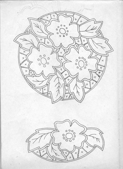 haft richelieu wzory - serwetka z kwiatami1.jpg