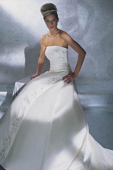 suknie ślubne   - cosmobella-kolekacja-2006-model-7152.jpg